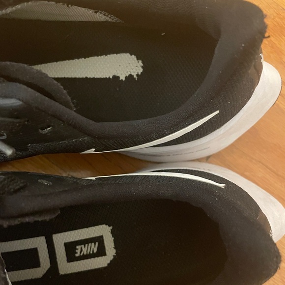 Nike Zoom Pegasus 37 Women’s 7.5 Black/White Sneakers - Picture 7 of 7